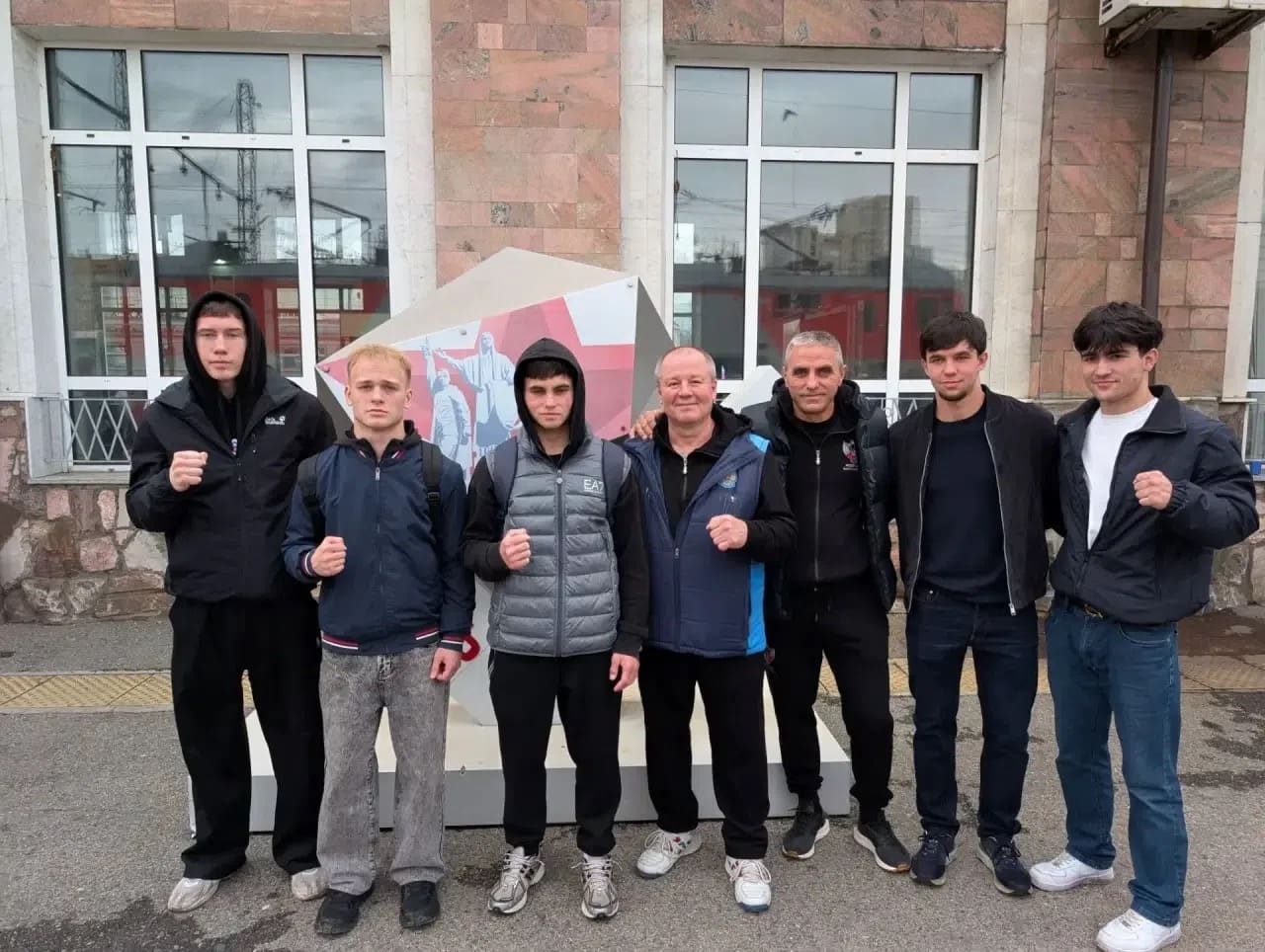 🥊 Сборная Пермского края отправилась в Москву на Всероссийские соревнования по боксу!